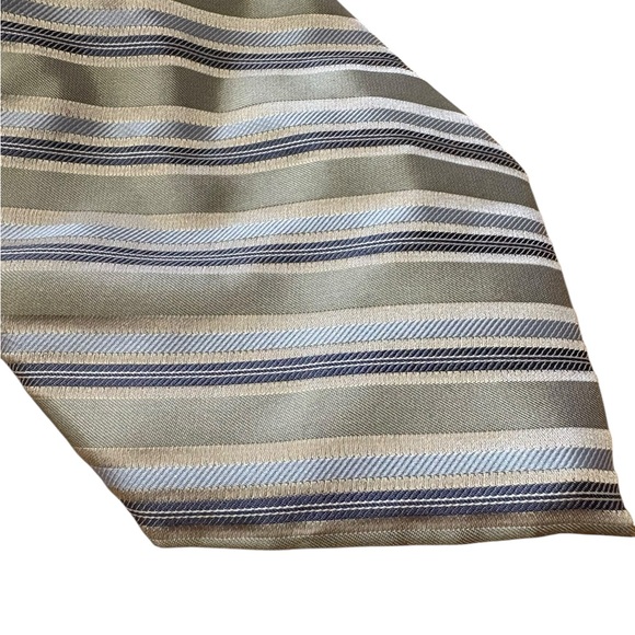 Calvin Klein Silk Tie Sage‎ And Blue Stripes Men Necktie 56 x 3.25 - Picture 2 of 5
